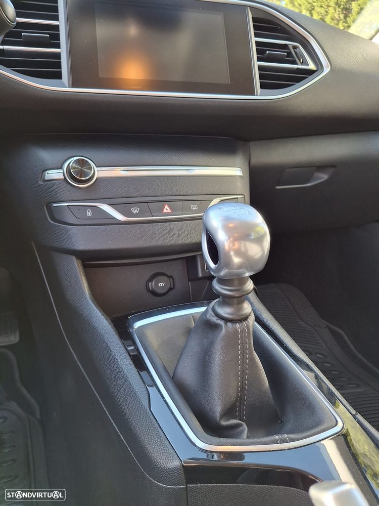 Peugeot 308 SW 1.5 BlueHDi Active - 43