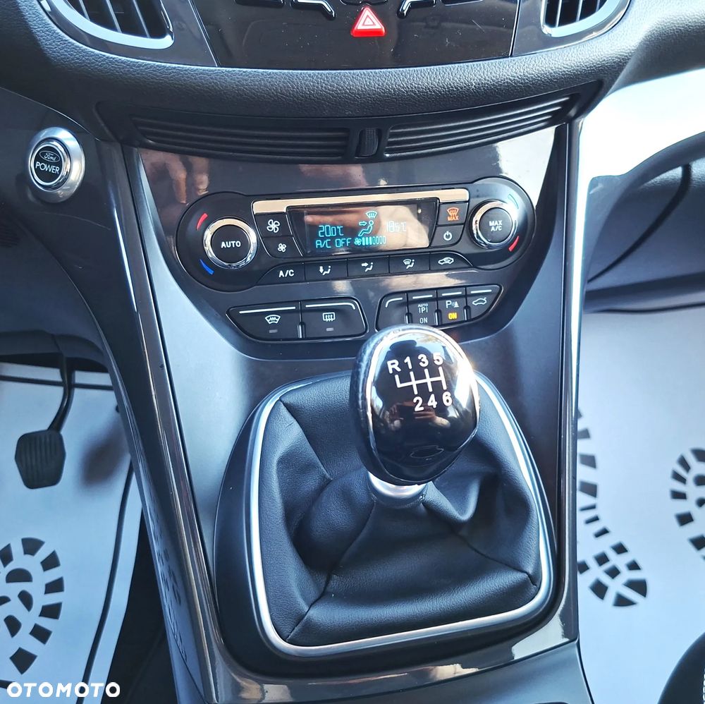 Ford Kuga 2.0 TDCi 4x4 Titanium - 30