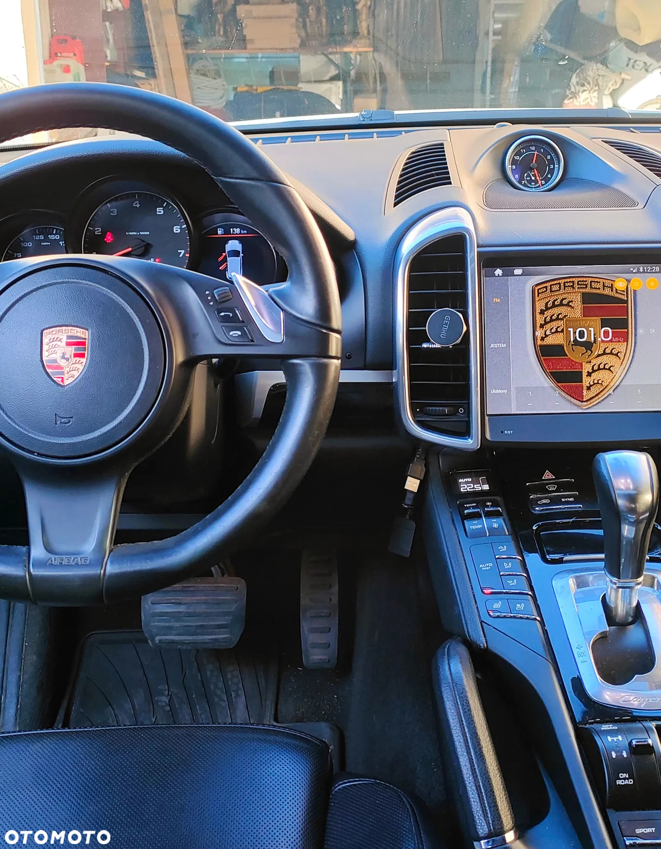 Porsche Cayenne - 10