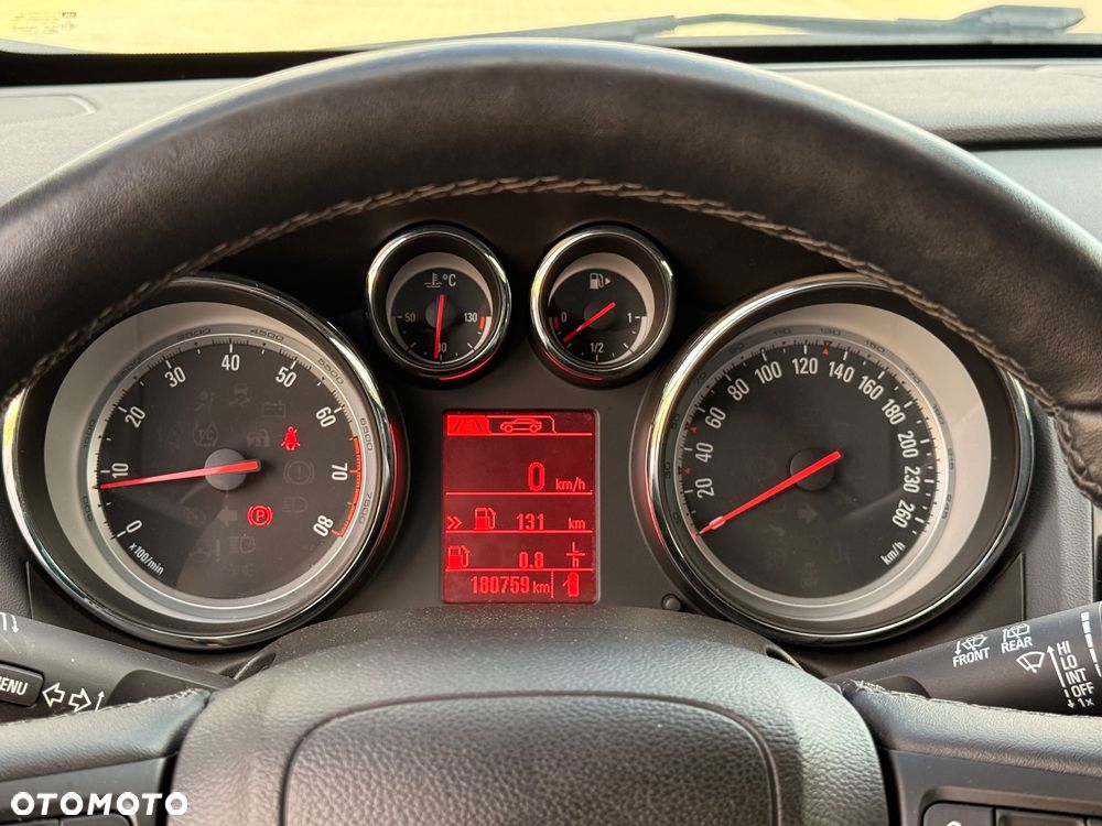 Opel Astra 1.4 T Essentia - 35