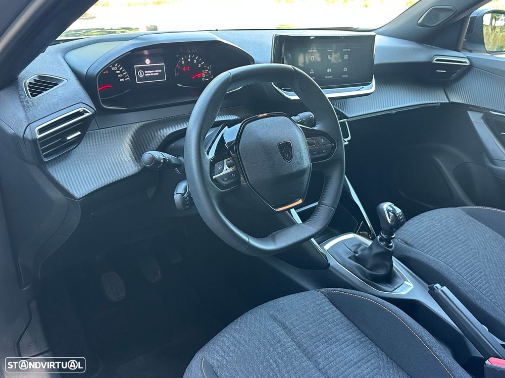 Peugeot 2008 1.2 PureTech Style - 4