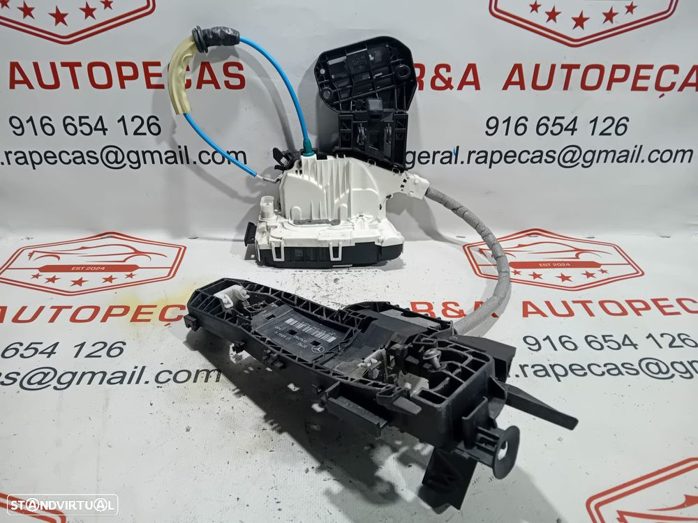 Fecho Porta Trás Direito Mercedes Class A W176 A2047601634 Original - 2