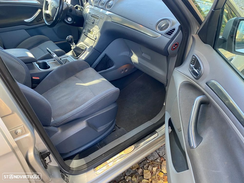 Ford S-Max 1.8 TDCi Trend 7L - 8