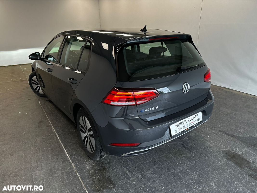 Volkswagen Golf e-Golf - 15