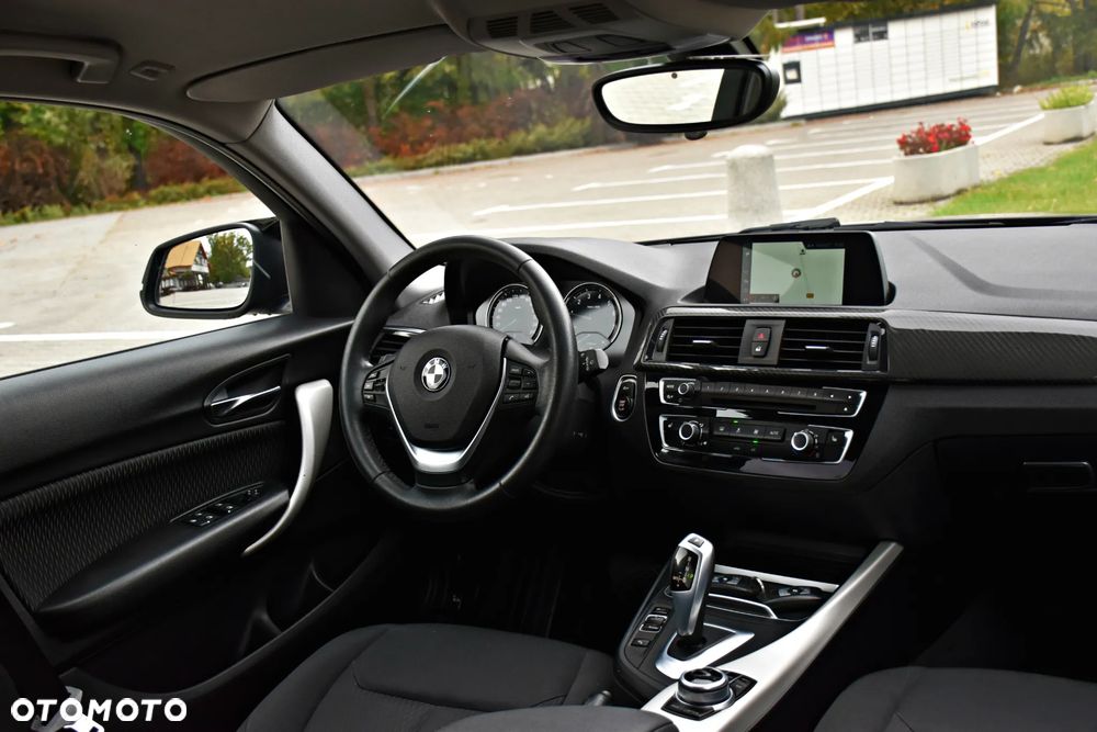 BMW Seria 1 118i Edition Metropolitan - 35