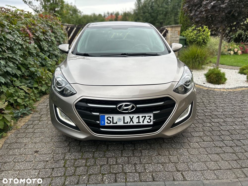 Hyundai i30 blue 1.4 Classic - 9