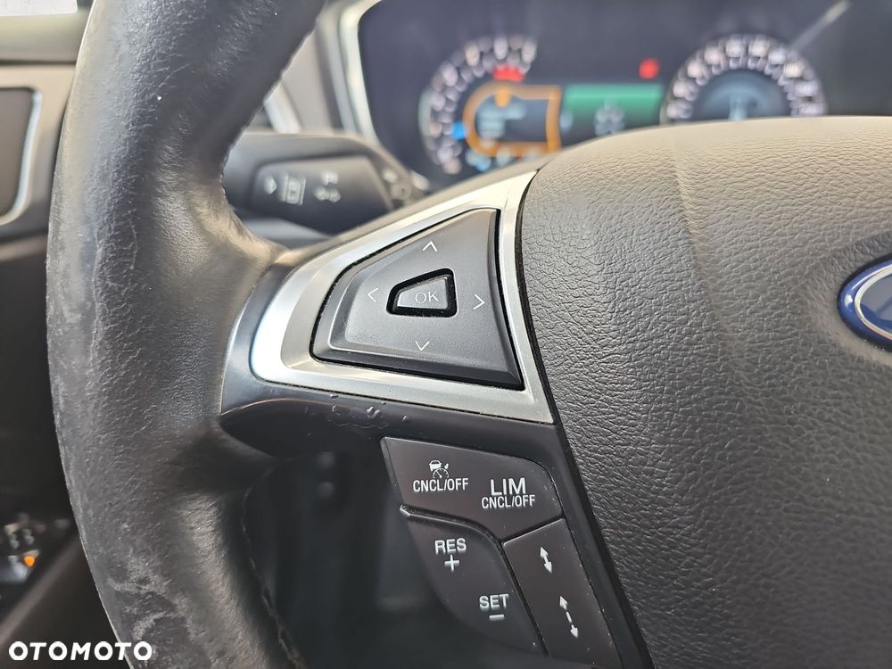 Ford Mondeo - 15