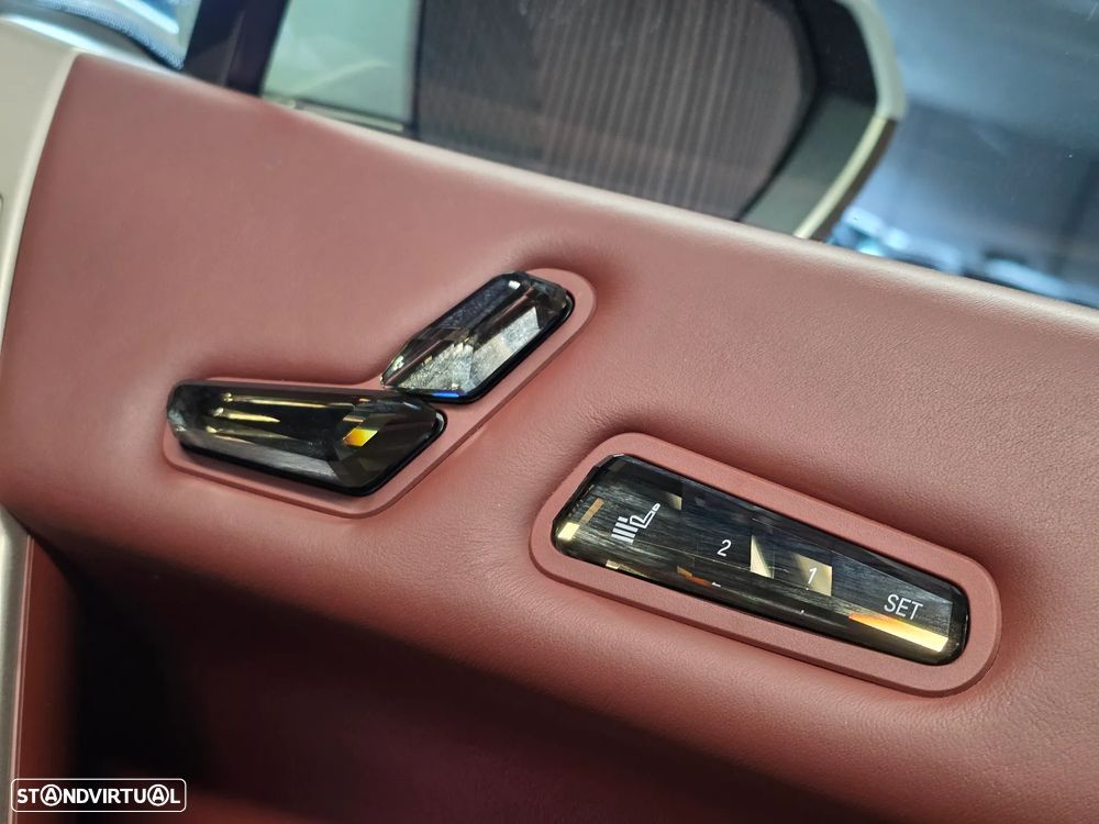 BMW iX xDrive 40 Pack Desportivo - 10
