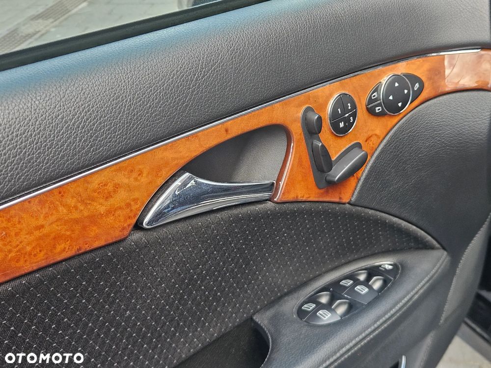 Mercedes-Benz Klasa E 320 CDI Elegance - 13