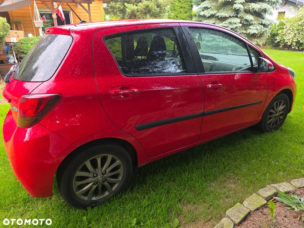 Toyota Yaris 1.33 Premium - 10