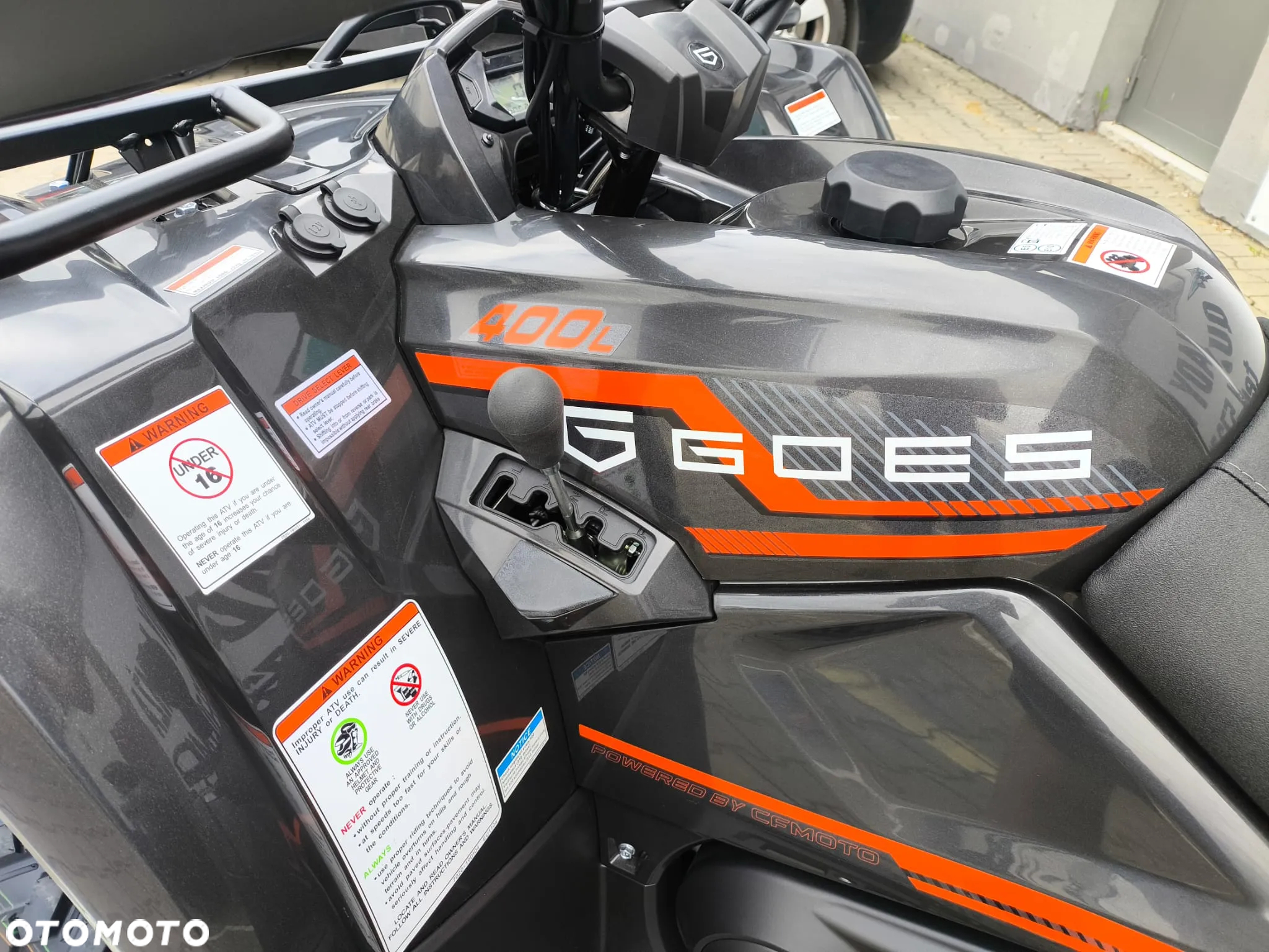 CFMoto CForce - 12