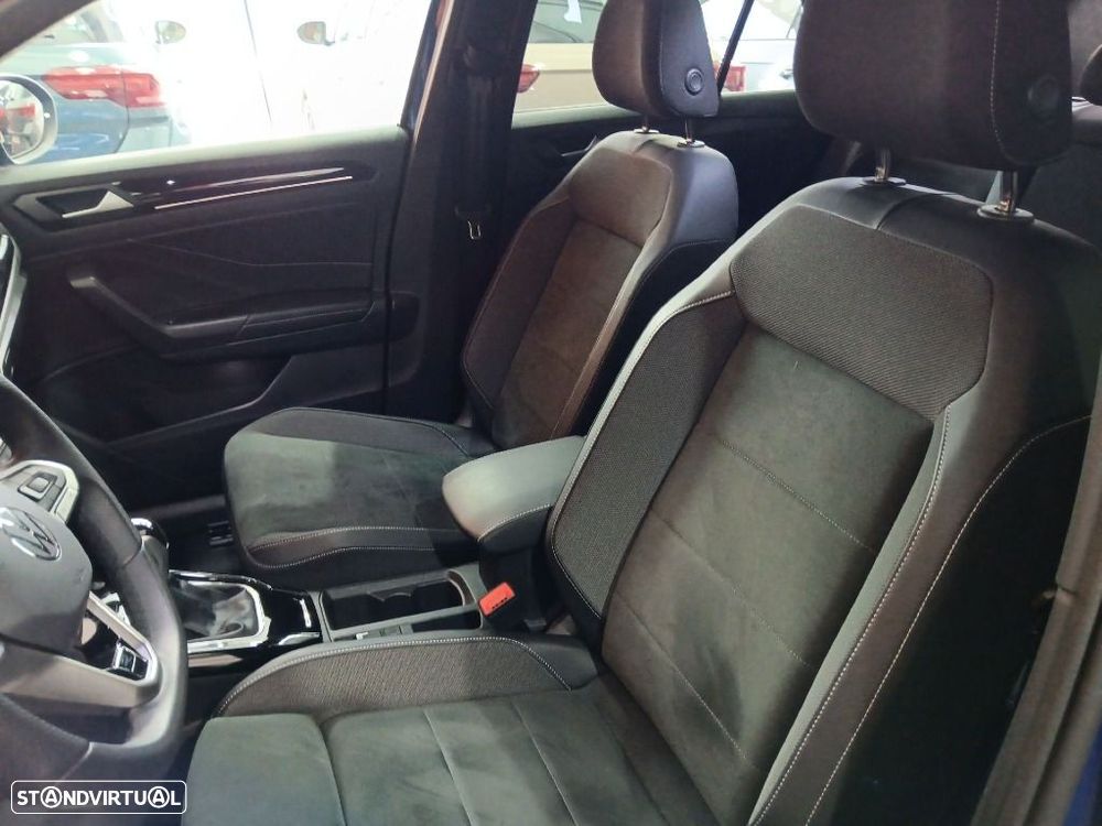 VW T-Roc 1.5 TSI R-Line DSG - 13