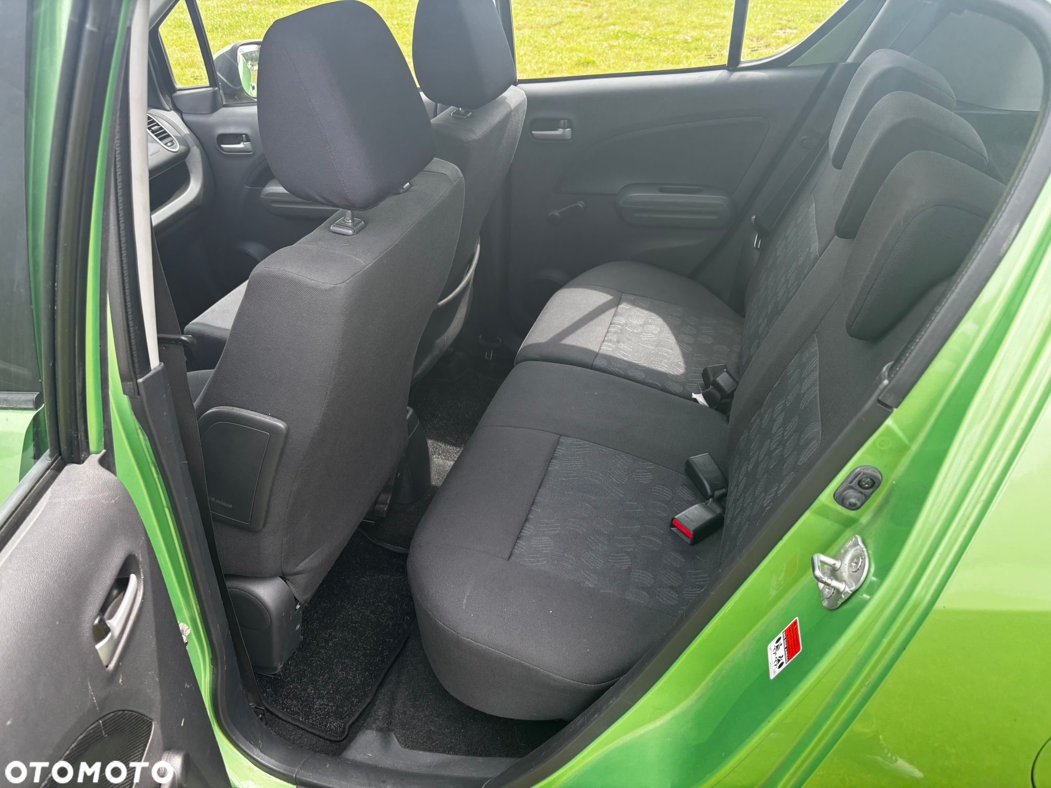 Suzuki Splash 1.0 Basic - 12