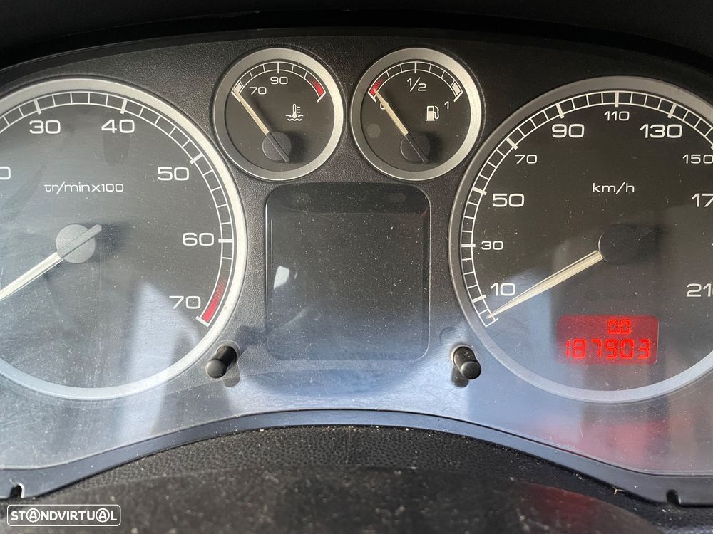 Peugeot 307 1.4 XR - 3