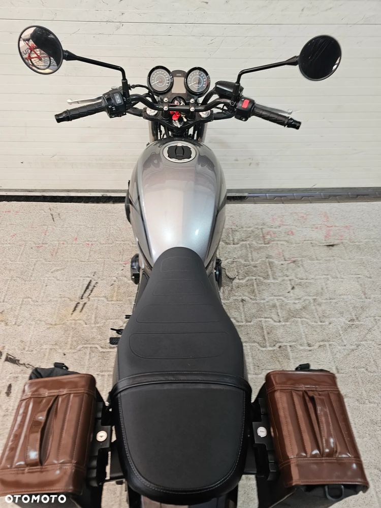 Kawasaki Z 650 RS - 29