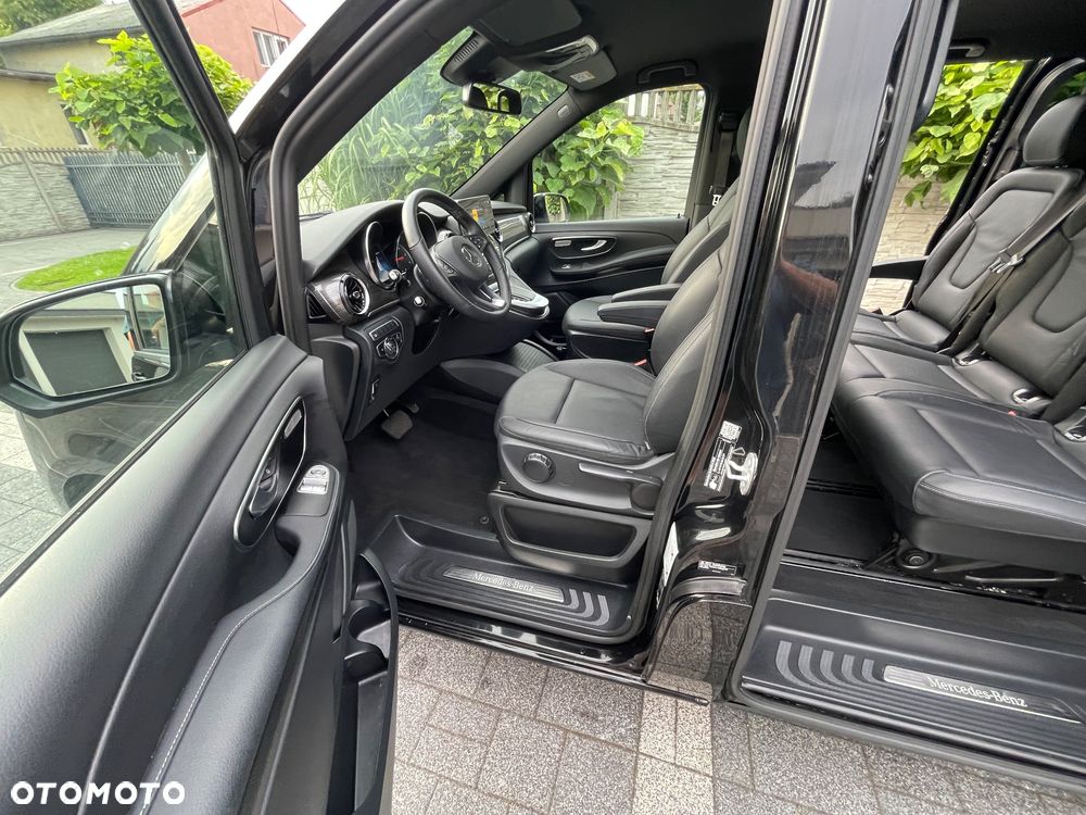 Mercedes-Benz Klasa V 300 d extralang 4Matic 9G-TRONIC Avantgarde Edition - 11