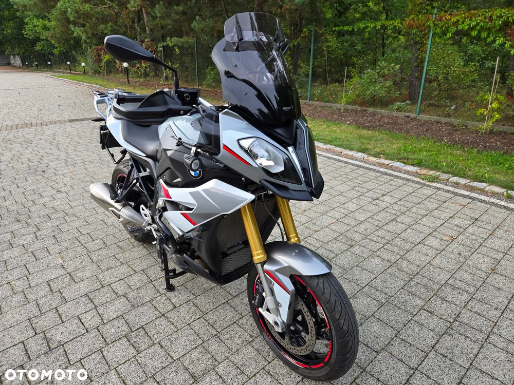 BMW XR - 12