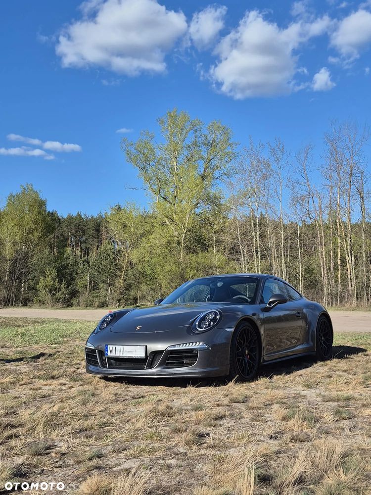 Porsche 911 - 4