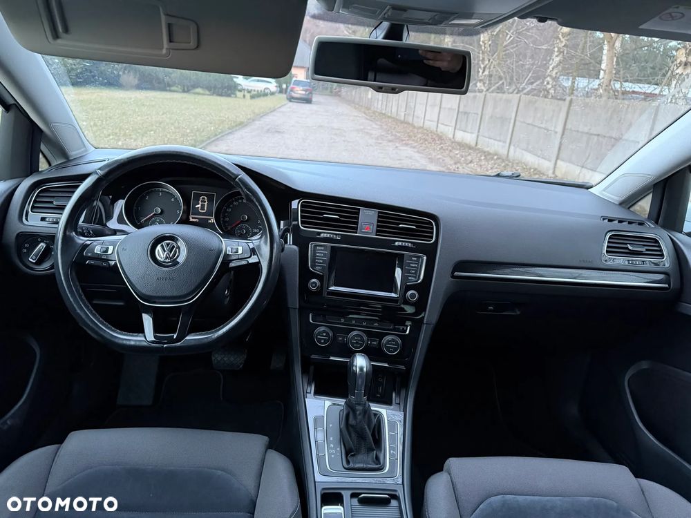 Volkswagen Golf 1.6 TDI BlueMotion Technology DSG Comfortline - 8