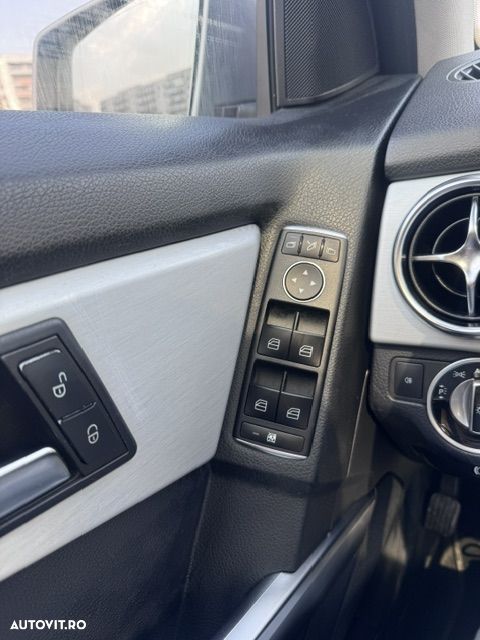 Mercedes-Benz GLK - 16