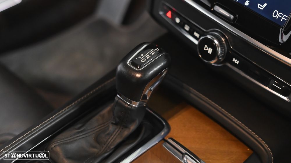 Volvo S90 2.0 D4 Inscription Geartronic - 33