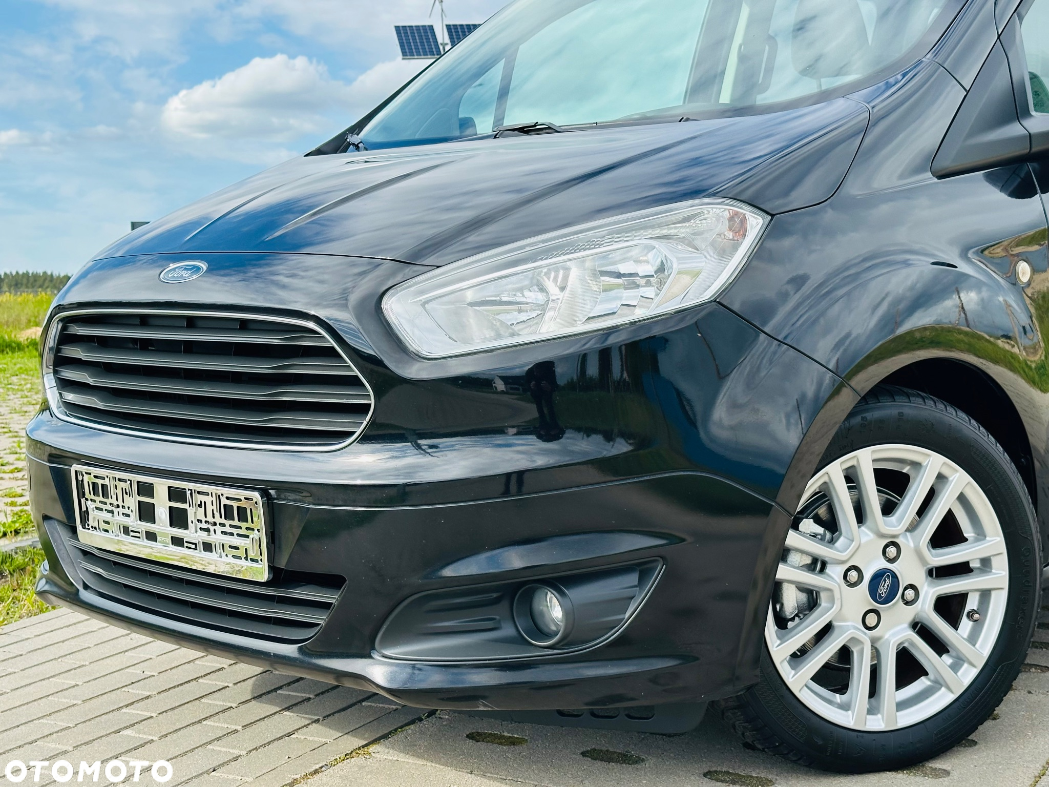 Ford Tourneo Courier 1.0 EcoBoost Titanium - 12