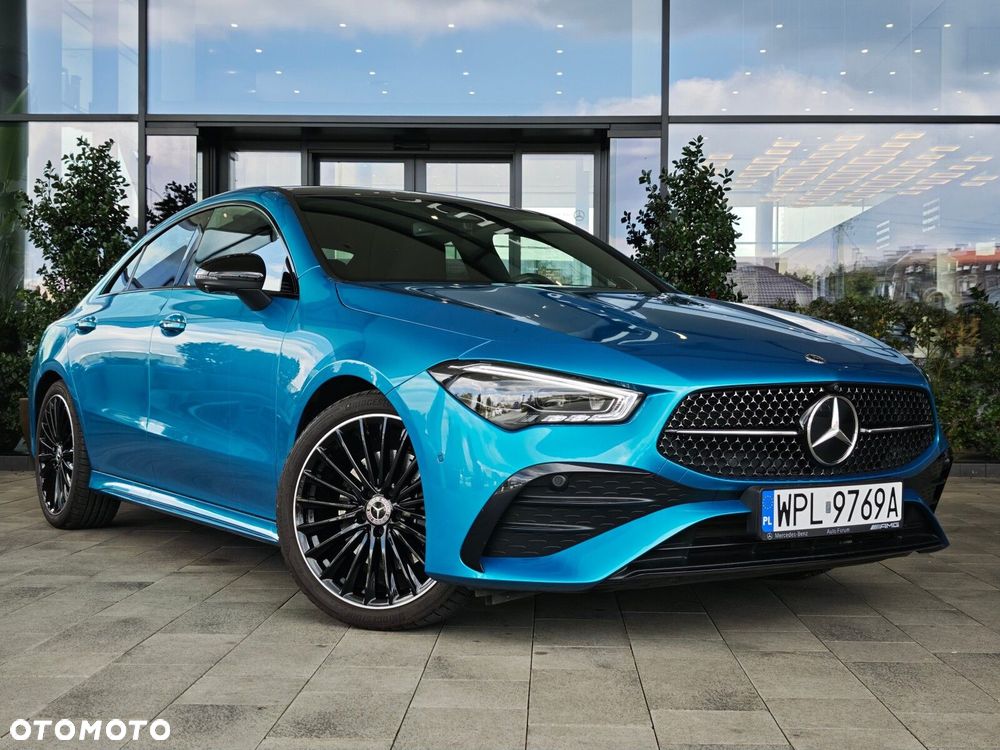 Mercedes-Benz CLA 220 mHEV 4-Matic AMG Line 8G-DCT - 4