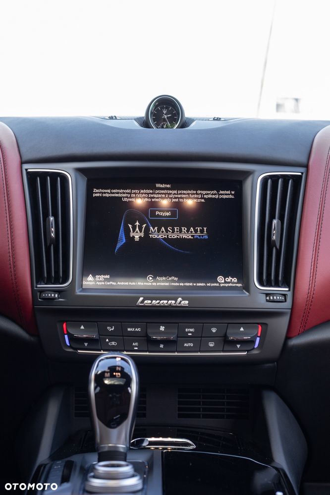 Maserati Levante S Granlusso - 17