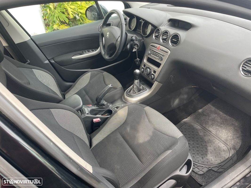 Peugeot 308 SW 1.6 HDi Active - 26