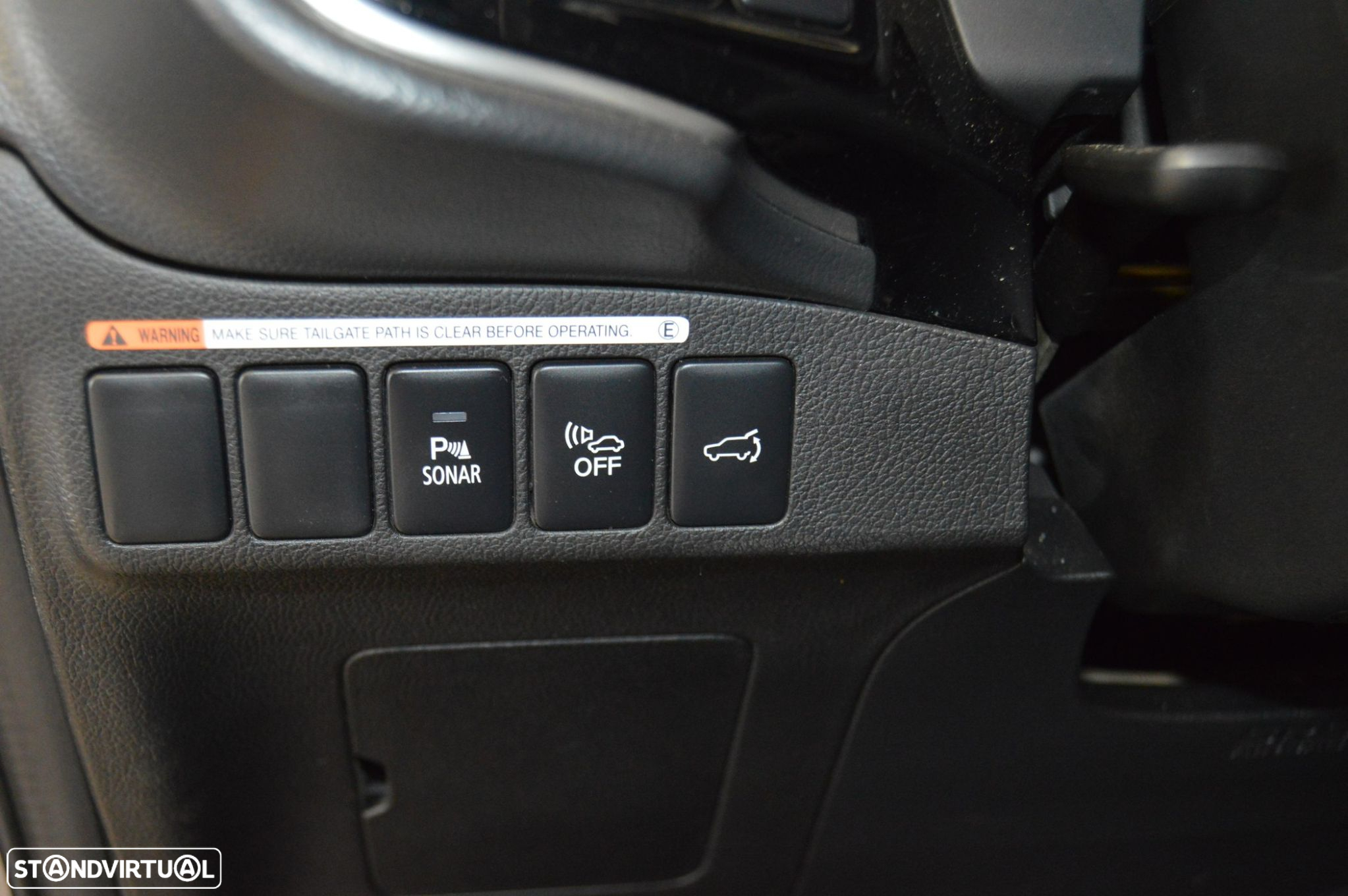 Mitsubishi Outlander 2.0 PHEV Instyle Navi - 38