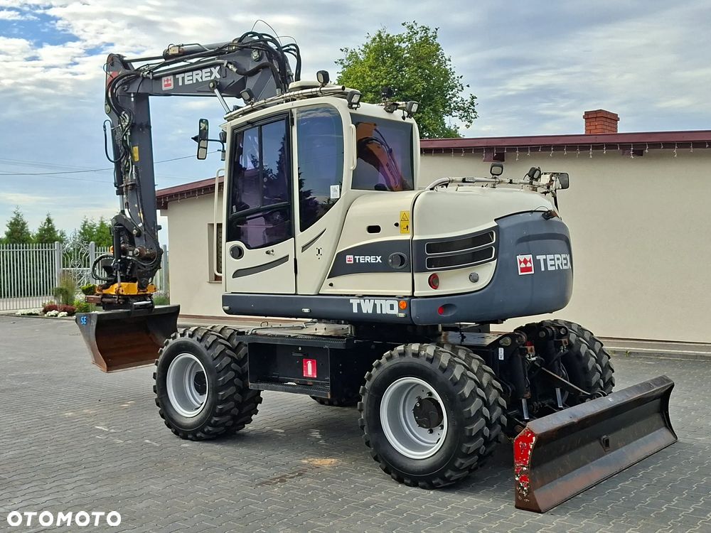 Terex SCHAEFF TW110 ROTOTILT ze szczypcami - 4