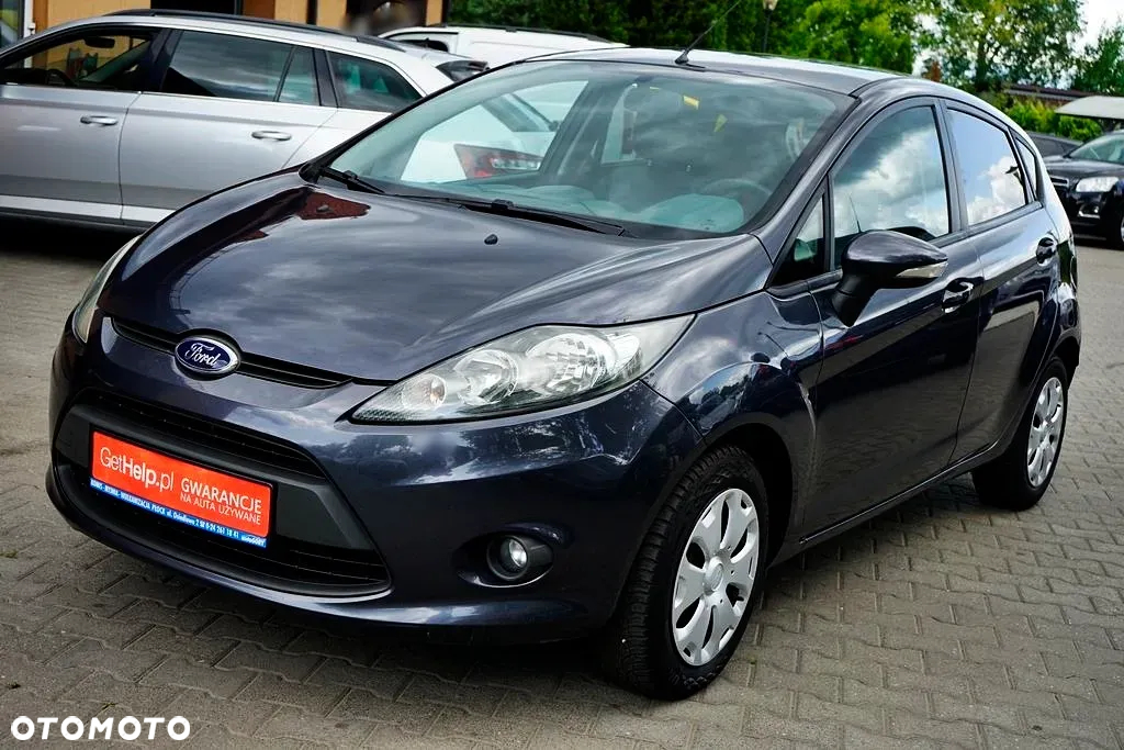 Ford Fiesta - 9