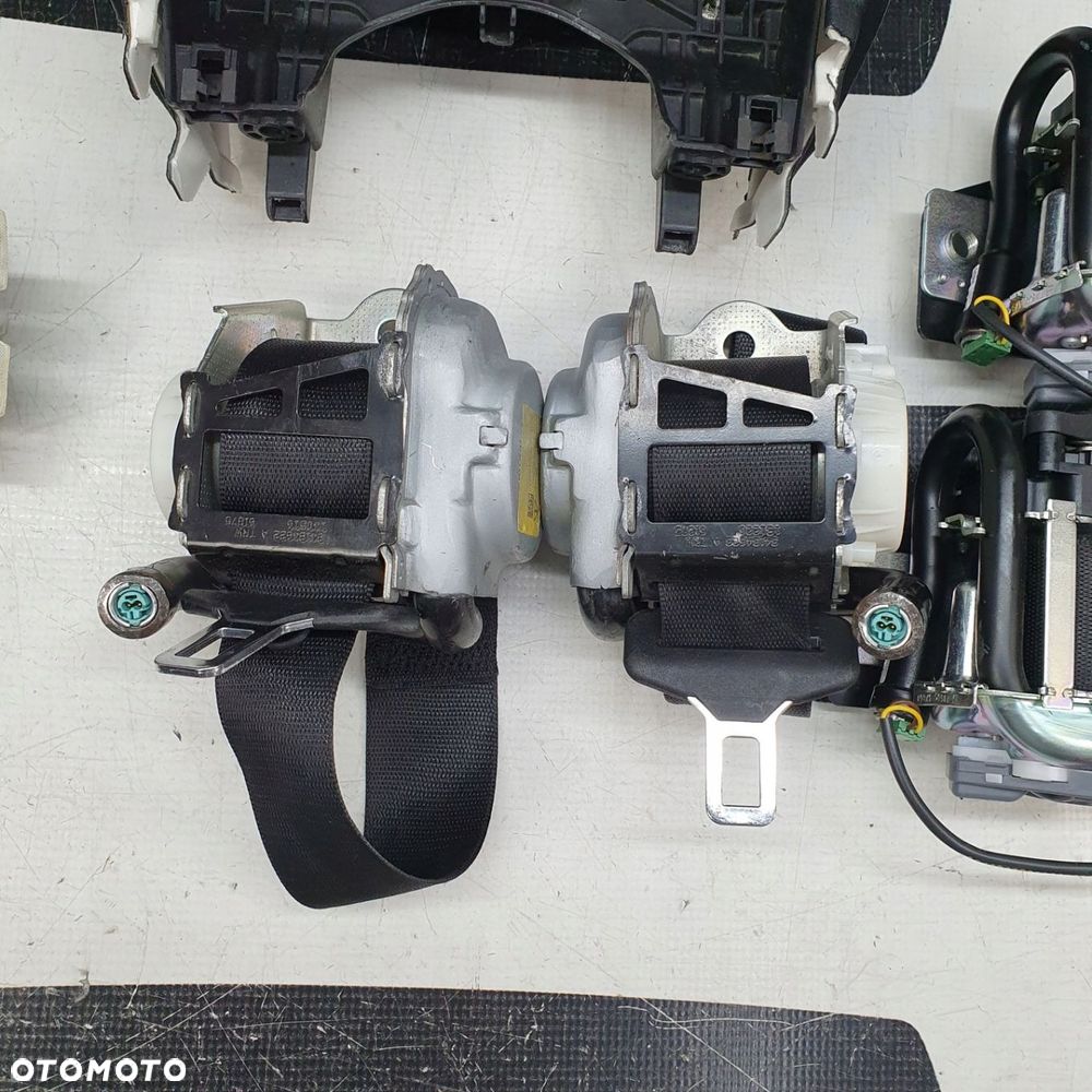 MERCEDES W205 DESKA ROZDZIELCZA KONSOLA KOKPIT PULPIT PODUSZKI AIRBAG AIR BAG PASY KIT SET - 11
