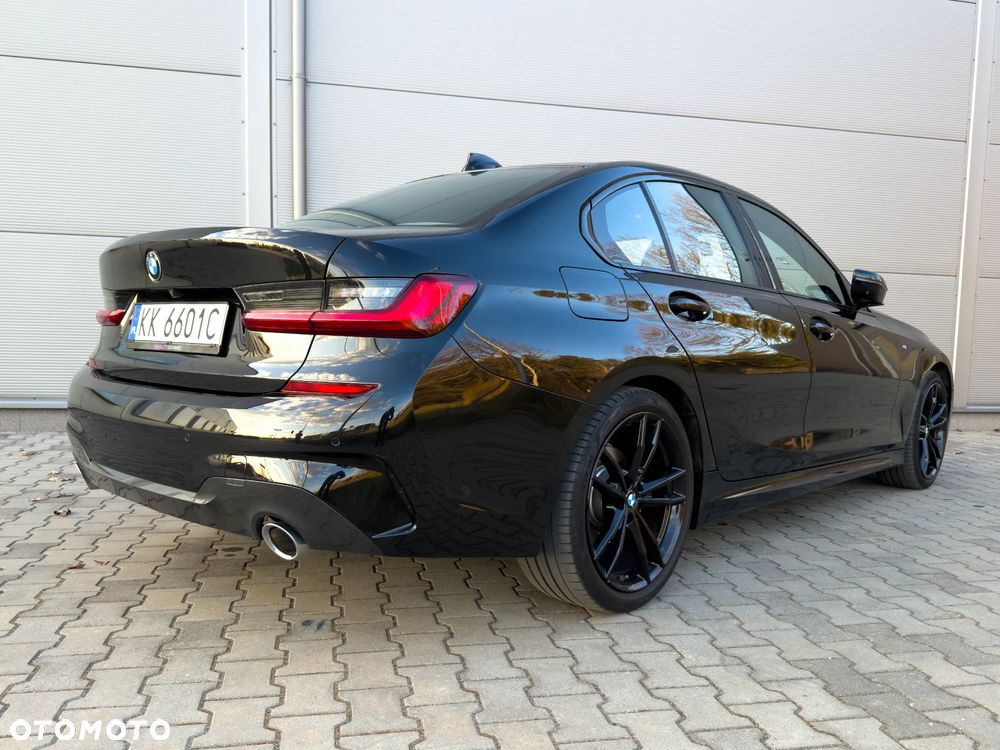 BMW Seria 3 320d xDrive M Sport Shadow - 5