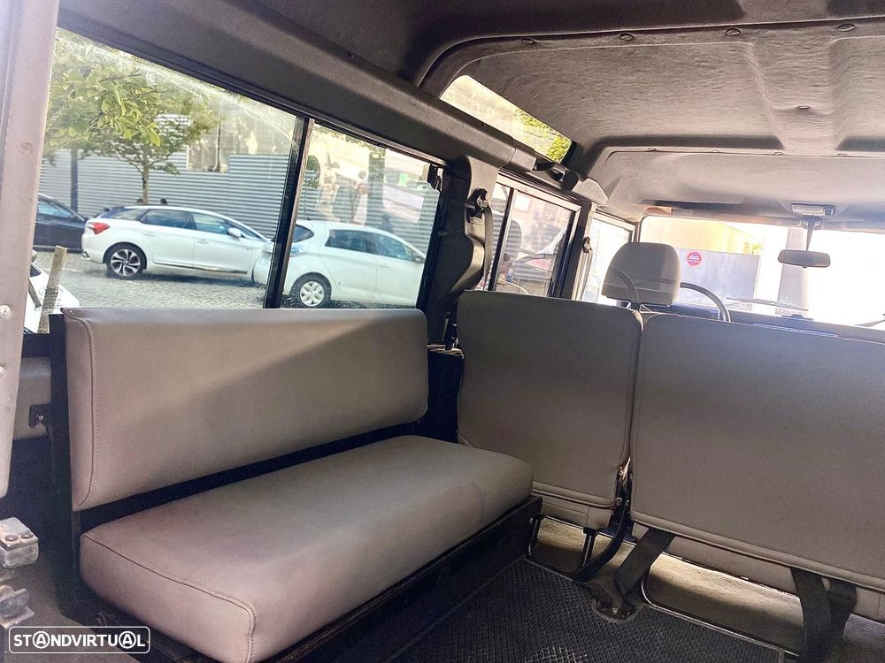 Land Rover Defender 110 2.5 TD5 Metal Top - 30