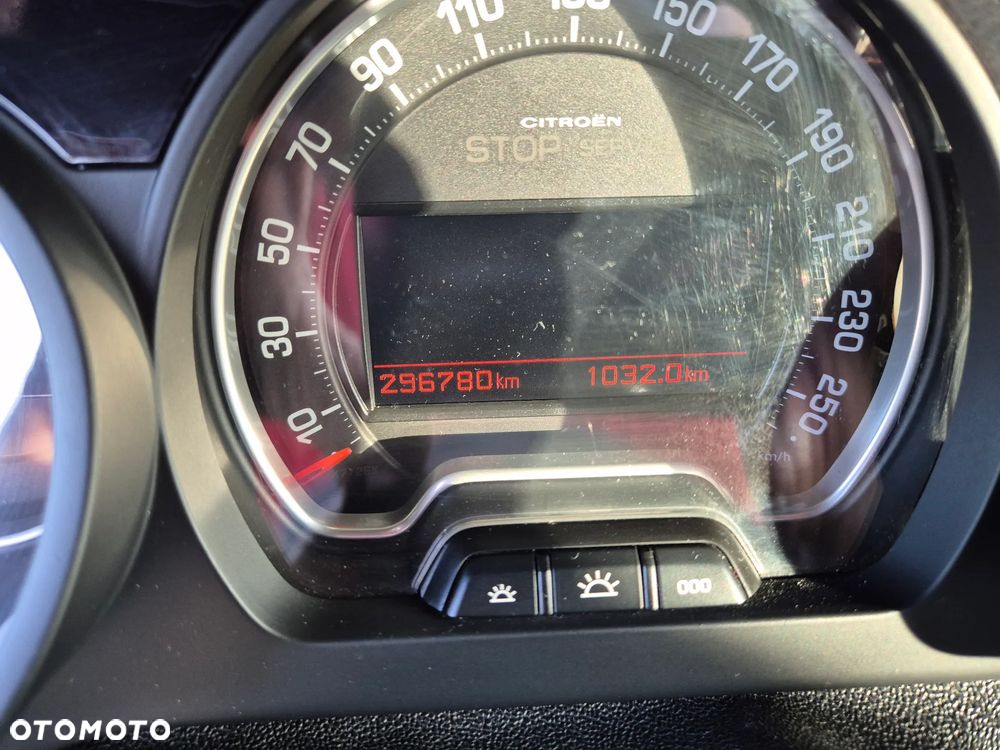 Citroën C5 2.0 HDi Dynamique Equilibre Navi - 7