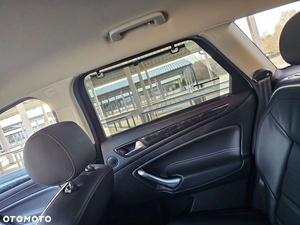 Ford Mondeo SW 2.0 TDCi Titanium X - 13