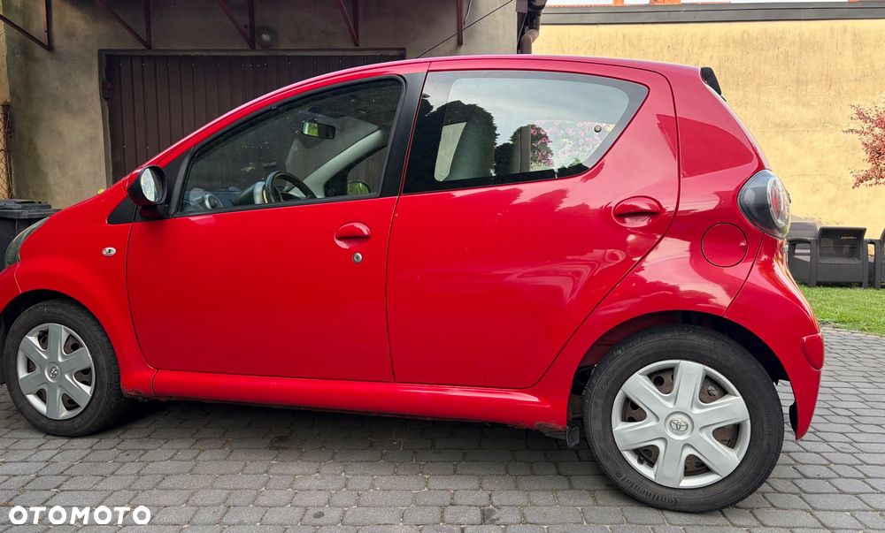 Toyota Aygo - 4