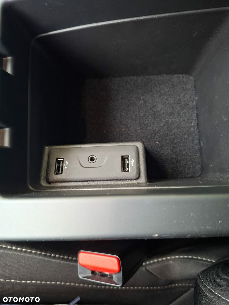 Renault Grand Scenic TCe 140 GPF EDC BOSE EDITION - 12