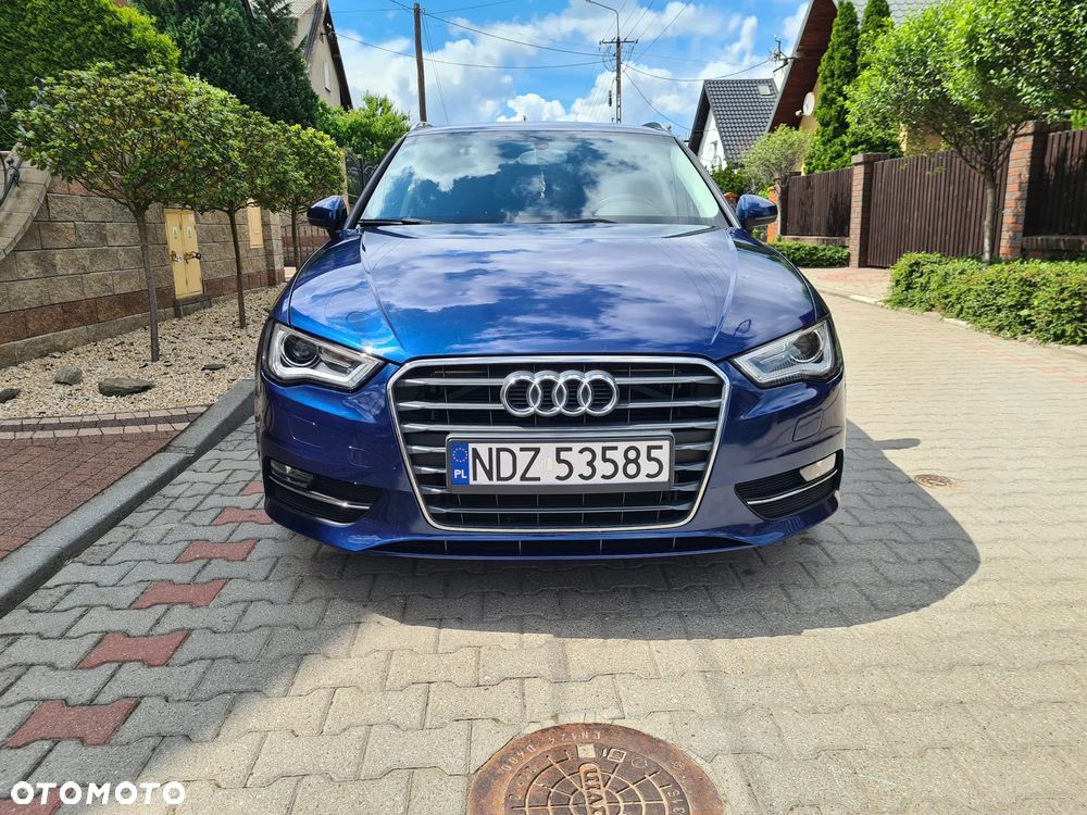 Audi A3 Sportback - 1