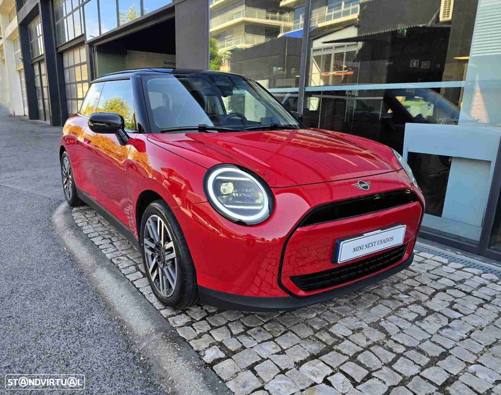 MINI 3 Portas Cooper E Classic L - 4