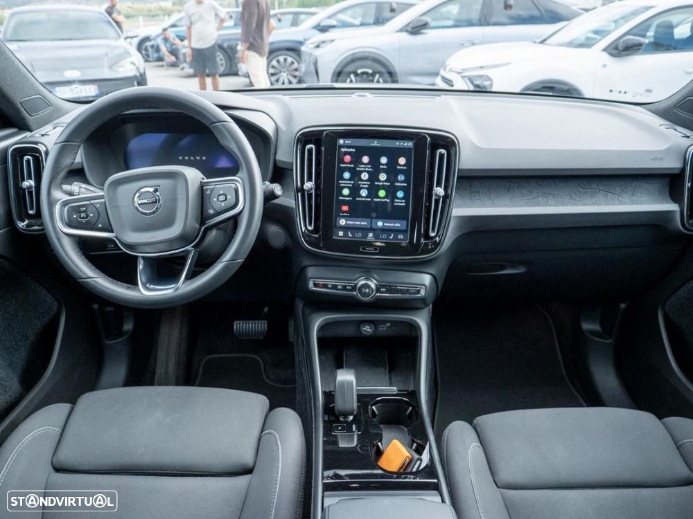 Volvo XC 40 Recharge Core - 27