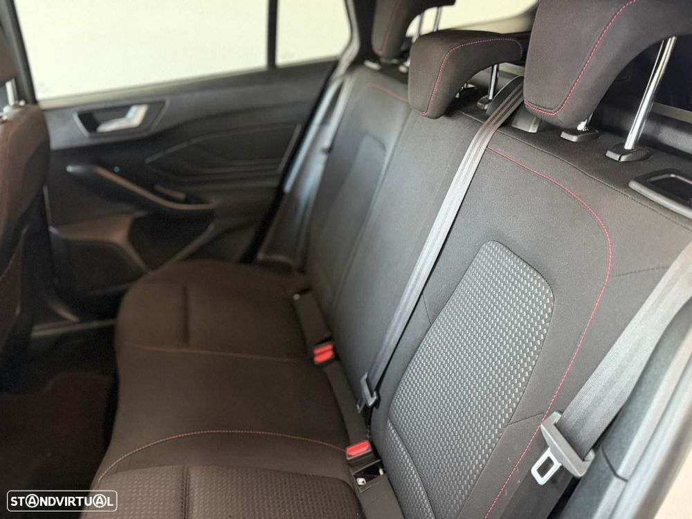 Ford Focus SW 1.0 EcoBoost ST-Line - 5