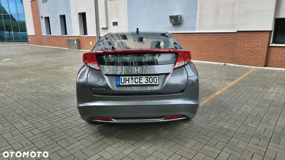 Honda Civic 1.8 i-VTEC Executive - 11