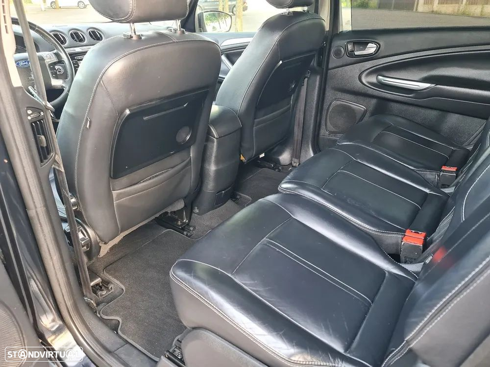 Ford Galaxy 2.0 TDCi Titanium Business - 13