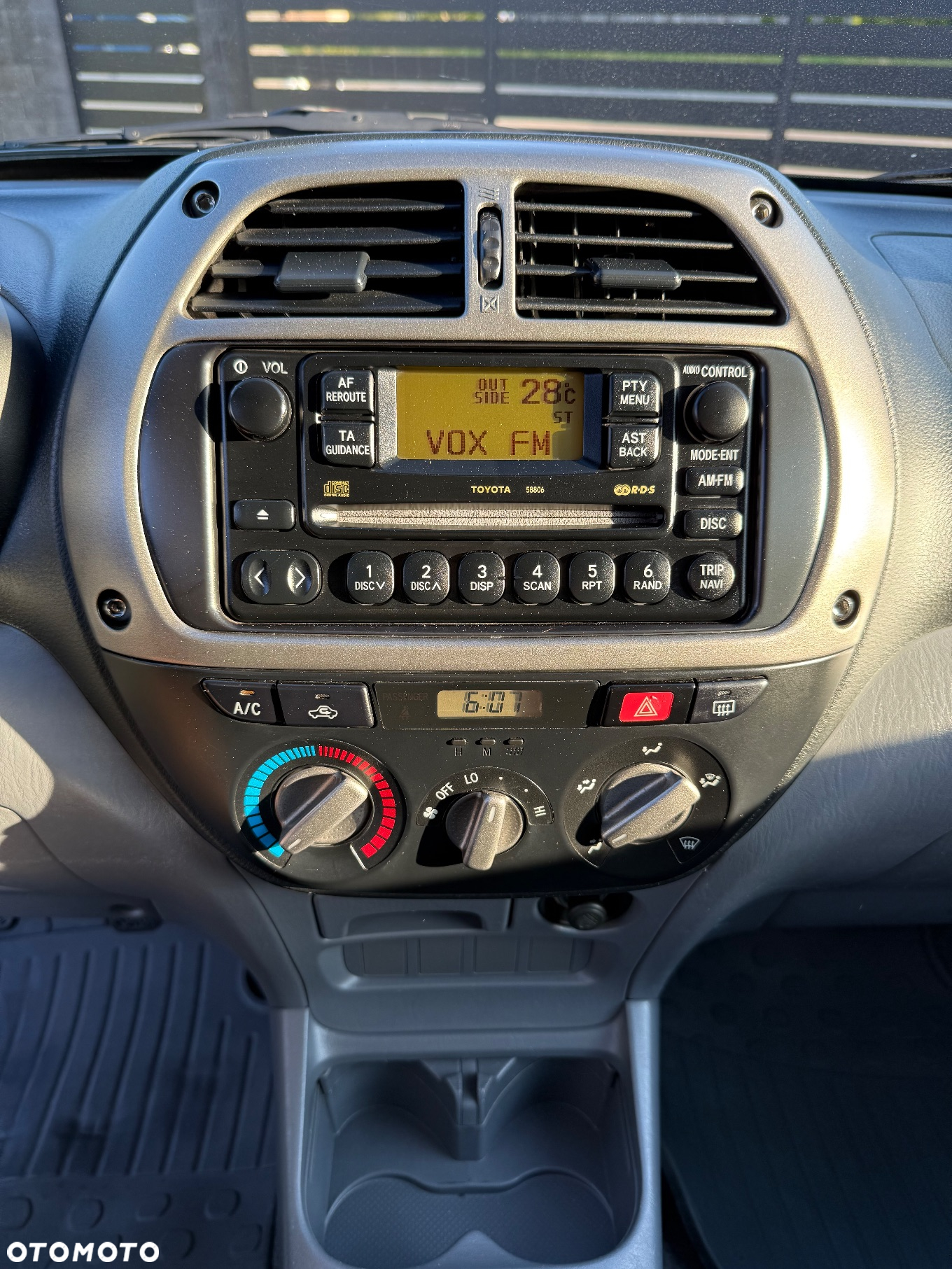 Toyota RAV4 2.0 D-4D 4x4 - 21