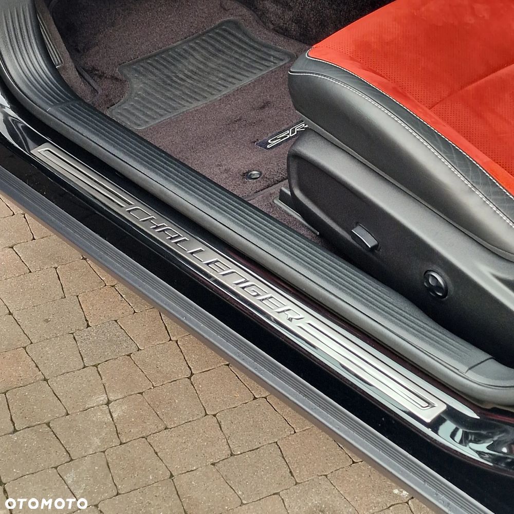 Dodge Challenger Automatik SRT Hellcat - 11