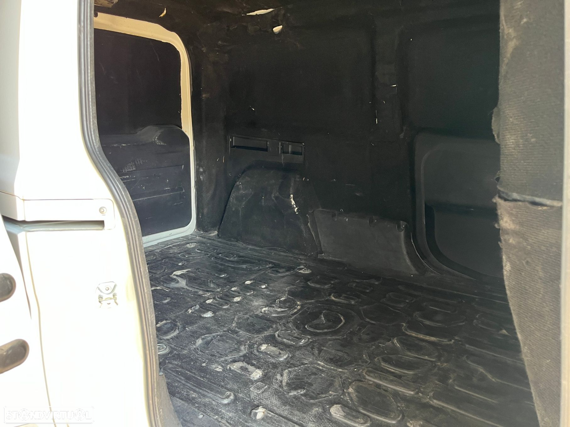 Fiat Doblo Outro - 12