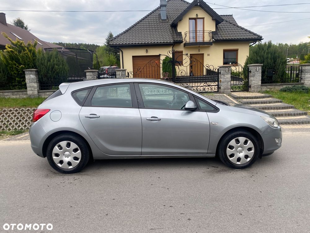 Opel Astra 1.4 Cosmo - 5