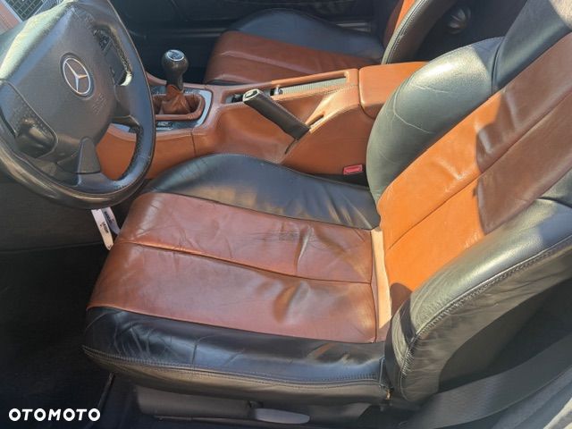 Mercedes-Benz SLK - 11